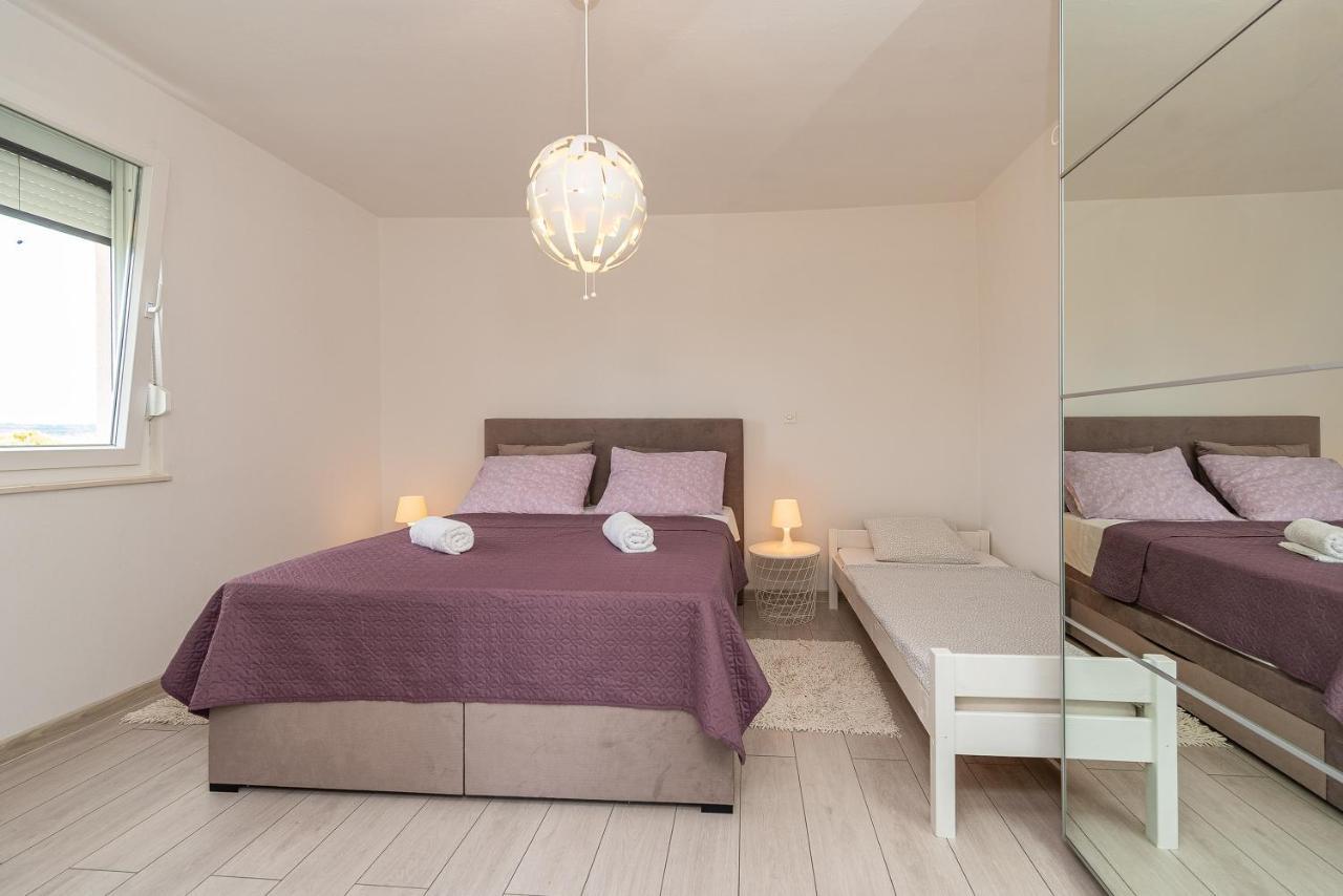 Vila Luna Apartments Zadar Zewnętrze zdjęcie